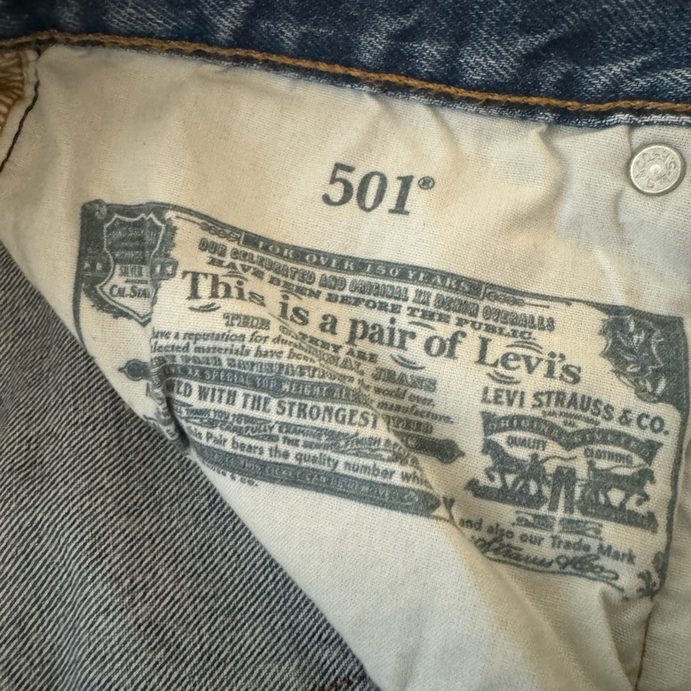 Levi’s 501 shorts - Picture 7 of 7